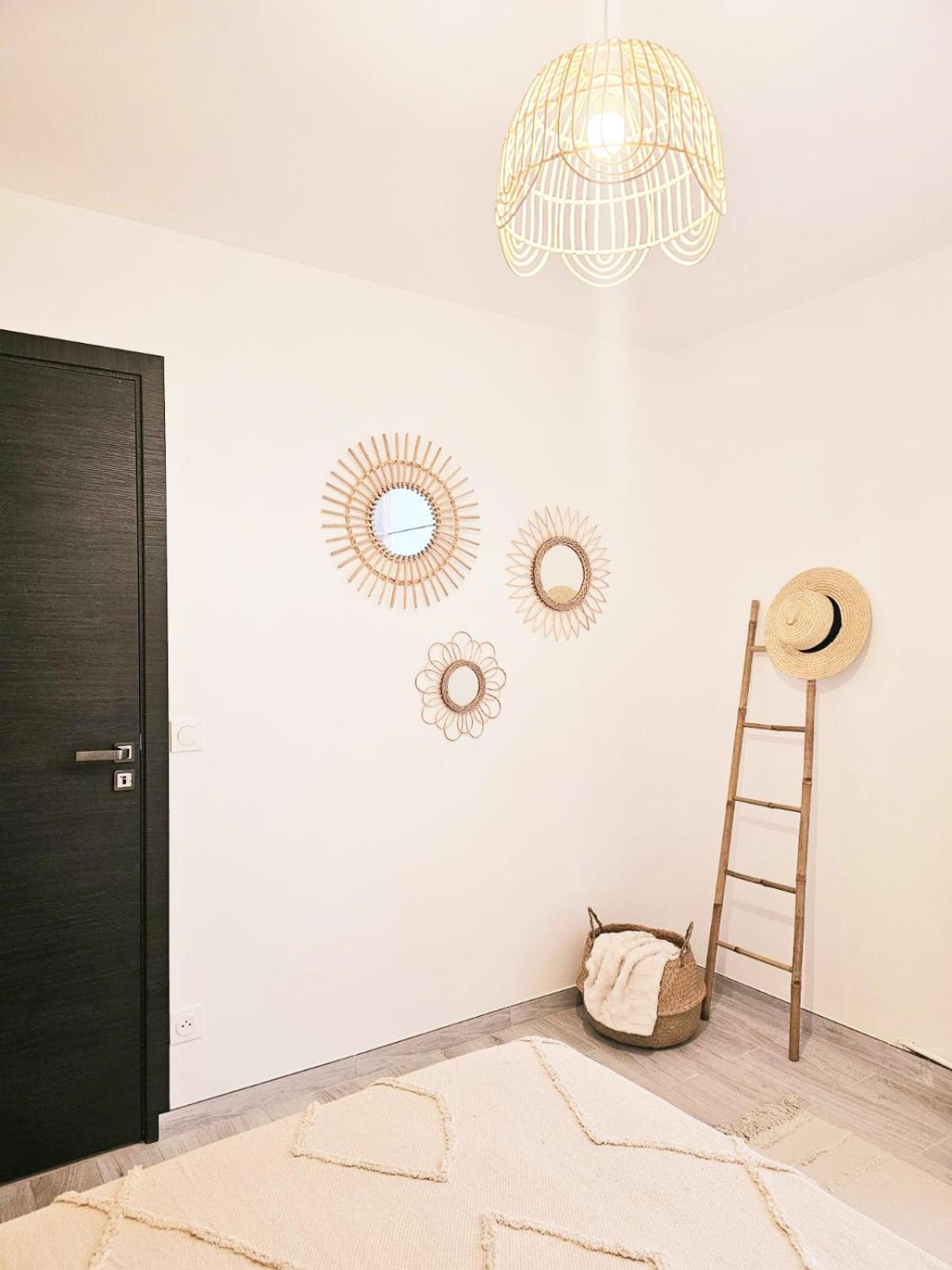 Ferienwohnung Bed & Breakfast - Entre Paris & Disneyland Roissy-en-Brie Exterior foto